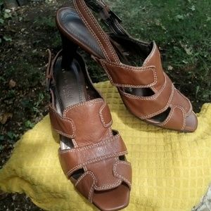 Natural Soul leather sandals